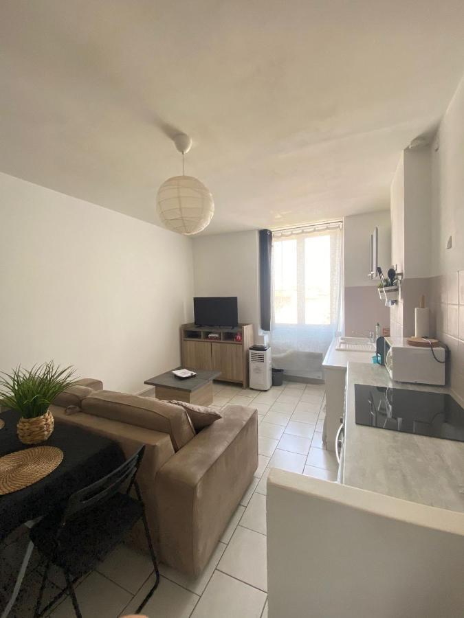 Studio Idéalement Situé / Pl Aux Huiles/vieux Port Marseille